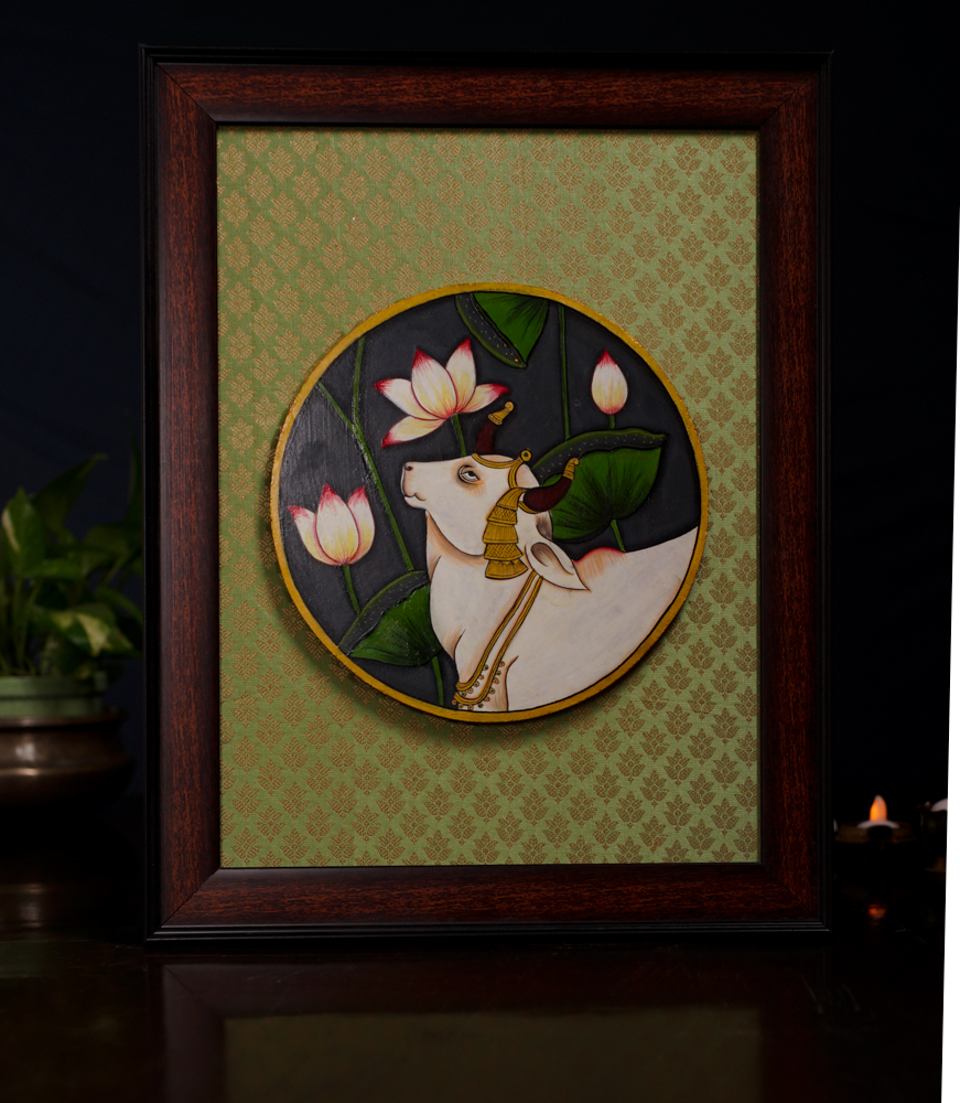brocade pichwai frame